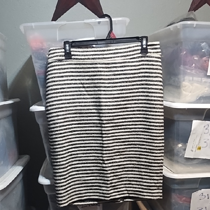 Bar Il Striped Black And White Skirt